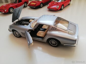 1:24 Bburago 4ks Ferrari modelov - 16