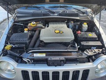 Jeep Cherokee 2.5    4x4 - 16