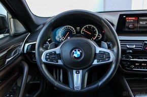 BMW Rad 5 Touring 540d xDrive A/T, Nadšdartná výbava - 16