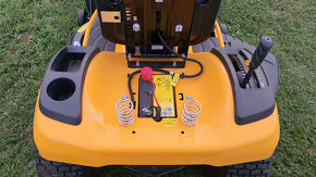 Záhradný traktor s bočným vyhadzovaním Cub Cadet XT2 PS107 - 16