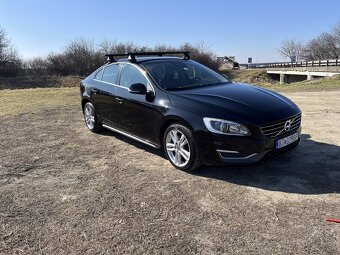 Volvo S60 Summum D4 - rv.2017 - 133KW- nezávislé kúrenie - 16