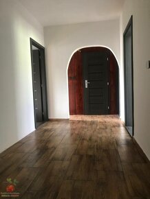 Velký 78m² troj izbový byt s lodžiou - 16