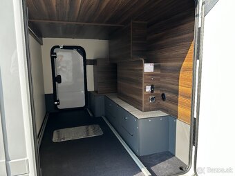 NOVY LUXUSNY KARAVAN LAIKA ECOVIP L3009 Automat - 16