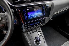 Toyota Auris Touring Sports Hybrid/Executive/SK vozidlo/ - 16