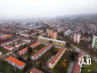 NA PREDAJ | Priestranný 3-izb. byt v obľúbenej lokalite TN - 16