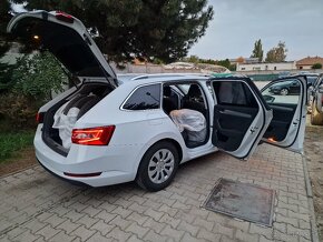 Škoda Superb Combi III 2.0 TDi SCR DSG Ambition 150k diesel - 16