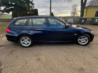 BMW 318D 2010 - 16