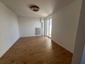 3 izb. byt, KADNÁROVA ul., kompletne, novo zrekonštruovaný - 16