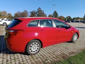 Predám Hyundai i30 CW 1.6crdi 81kw r.2013 - 16