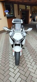 Honda VFR 1200F - 16