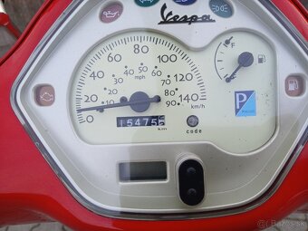 Piaggio Vespa LX 125 i.e. - 16