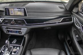 BMW 740d xDrive A/T - 16