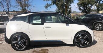 BMW i3 Executive 120 Ah Panorama 1.majiteľ Možnosť odp DPH - 16