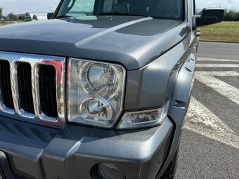 ✅ JEEP Commander 3.0CRD Automat 7miest ťažné - 16