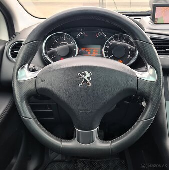 PEUGEOT 3008 1.6 HDI ALLURE - 16