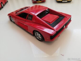 1:24 Bburago 4ks FERRARI modely 80 roky - 16