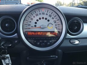 Mini Cooper 1.6 - 16