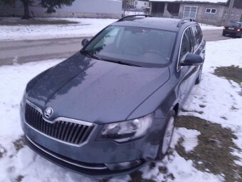 Skoda superb  combi - 16