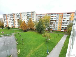 PRENÁJOM: 3 IZBOVÝ BYT 75 m2 Z TOHO 2x LODŽIA 7 m2, POPRAD - 16