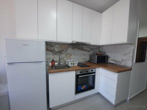 Apartmán v Albánsku pri mori (na pláži) na prenájom - 16