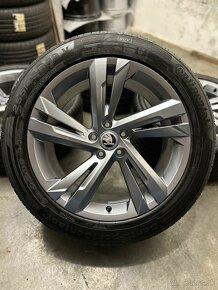 Letná sada VW Tiguan RLine 5x112 R19 , 255/45/19 VW Valencia - 16