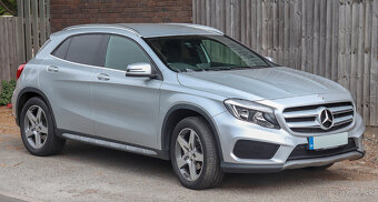 Mercedes Benz GLA (X156) - orig. 18" AMG alu s letnými pneu - 16