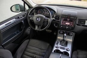 Volkswagen Touareg 3.0 TDI R line - 16