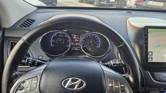 Hyundai ix35 2.0 CRDi VGT Premium 4x4 - 16