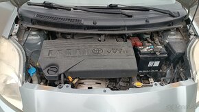 Toyota Yaris 1,33 VVTi ,r.v. 2010 - 16