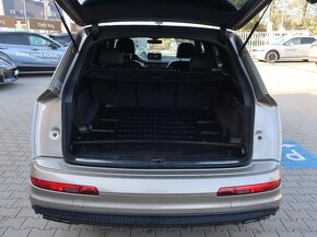 Audi Q7 3.0TDI 200kW SLINE 4x4 QUATTRO ČR DPH - 16