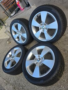 Letne kolesa Skoda Octavia 3 5x112 r17  225/45 r17 - 16