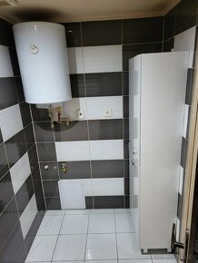 3-IZBOVÝ BYT na prenájom 85m² - 16