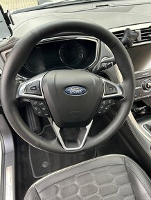 Ford Mondeo Combi 2.0 TDCi Duratorq Vignale - 16