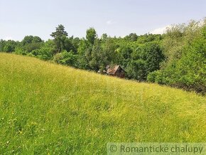 Väčší pozemok na stavbu v tichom horskom prostredí  nad ob - 16