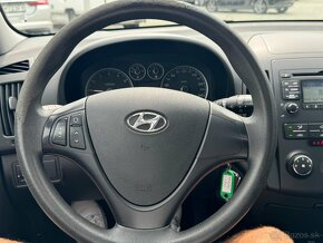 Hyundai i30 CW 1.4i MPI CVVT Classic AC - 16