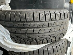 Dunlop M+S 225/55 R16 95H + Pirelli Sottozero M+S 225/55 R16 - 16