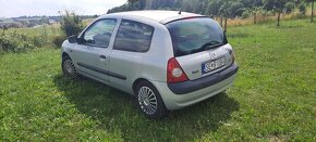 Renault Clio - 16