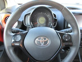 Toyota Aygo 1.0 VVT-i x-clusiv s odp. DPH - 16