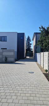 Výnimočné bývanie pri centre mesta Senec-4 izb. bungalov - 16