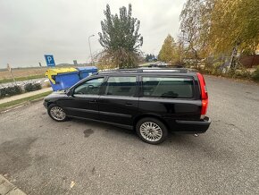 Volvo V70 2,4 D5 120KW - 16