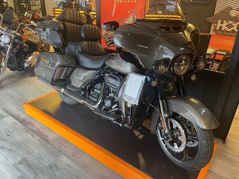 Harley Davidson CVO ULTRA LIMITED - 16