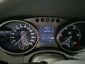 Mercedes-Benz ML W164 3.0 cdi V6 4x4 - 16