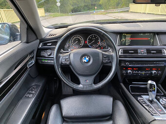 Predám BMW rad 7 740d xDrive 230kw / CIC / Šiber / Webasto - 16