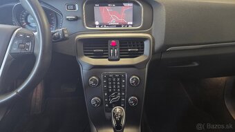 Volvo V40 Momentum 2,0d 110kW Automat - 16