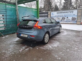 Volvo V40 D2 Momentum - 16