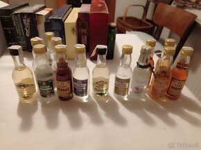 Zbierka alkoholových fľaštičiek - 16