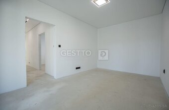 GESTTO | 4-IZBOVÁ NOVOSTAVBA RD NA PREDAJ | HOLODOM | 431m² - 16