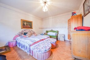 4 IZBOVÝ VIDIECKY RD S VEĽKOU ZÁHRADOU, POPROČ - 16