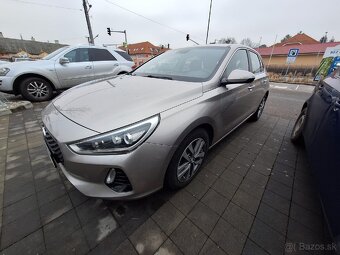 Predám Hyundai i30, 81 kw, 1598 ccm, Diesel, MT, White Sand - 16