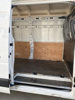 8/2021 Renault Master 2,3dci 96kw L4H3 odpočet DPH - 16